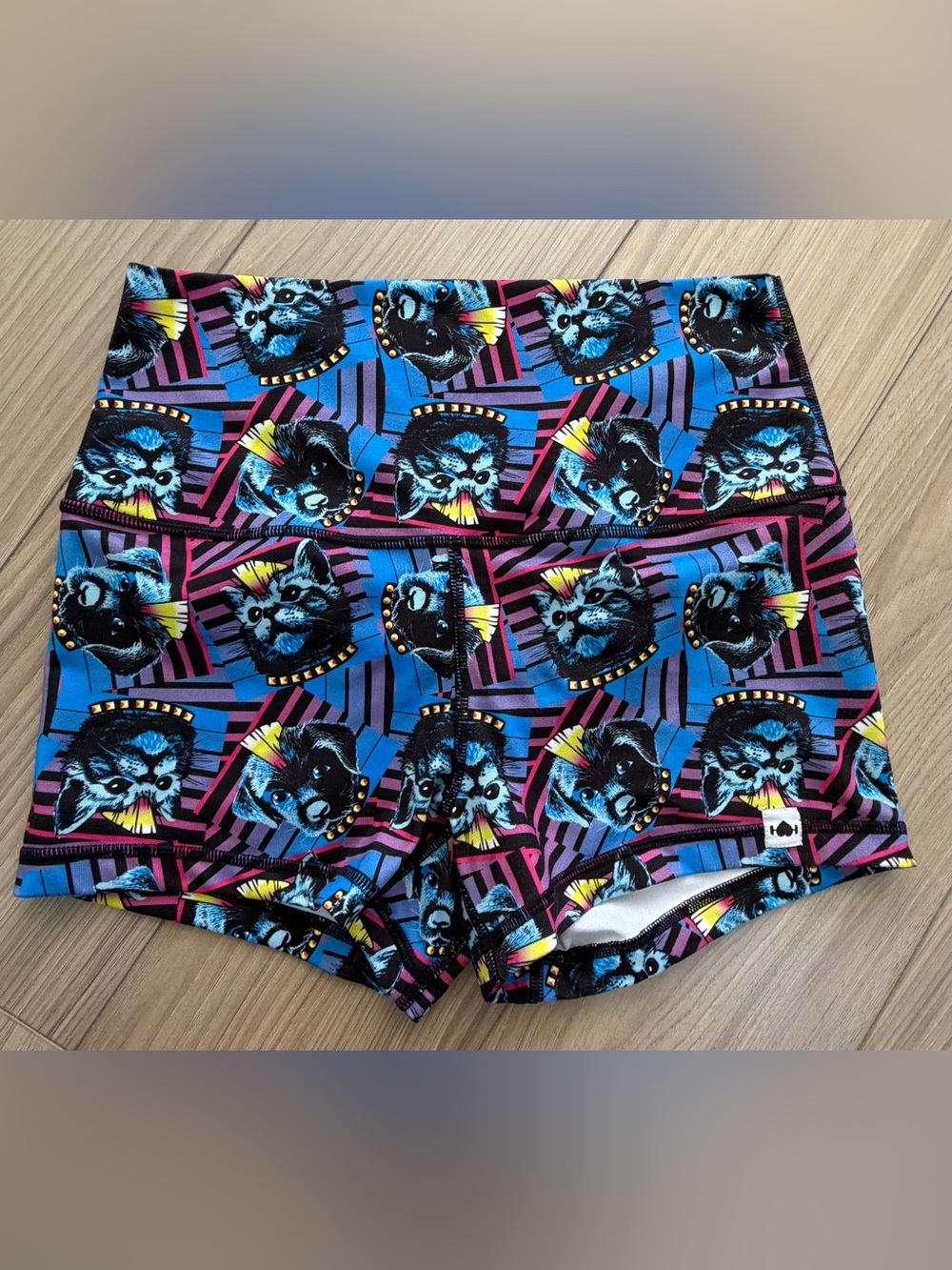 Wodbottom Vibrant Cat and Dog Print Shortie Shorts CrossFit Gym sz M